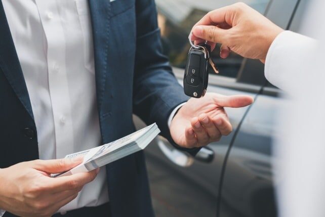Comment les Citoyens étrangers Peuvent-ils Acheter une Voiture?